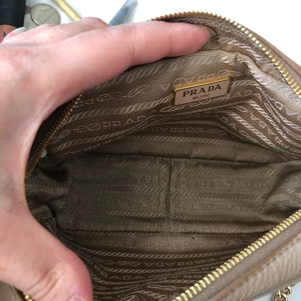 Prada bag - Picture 4 of 6